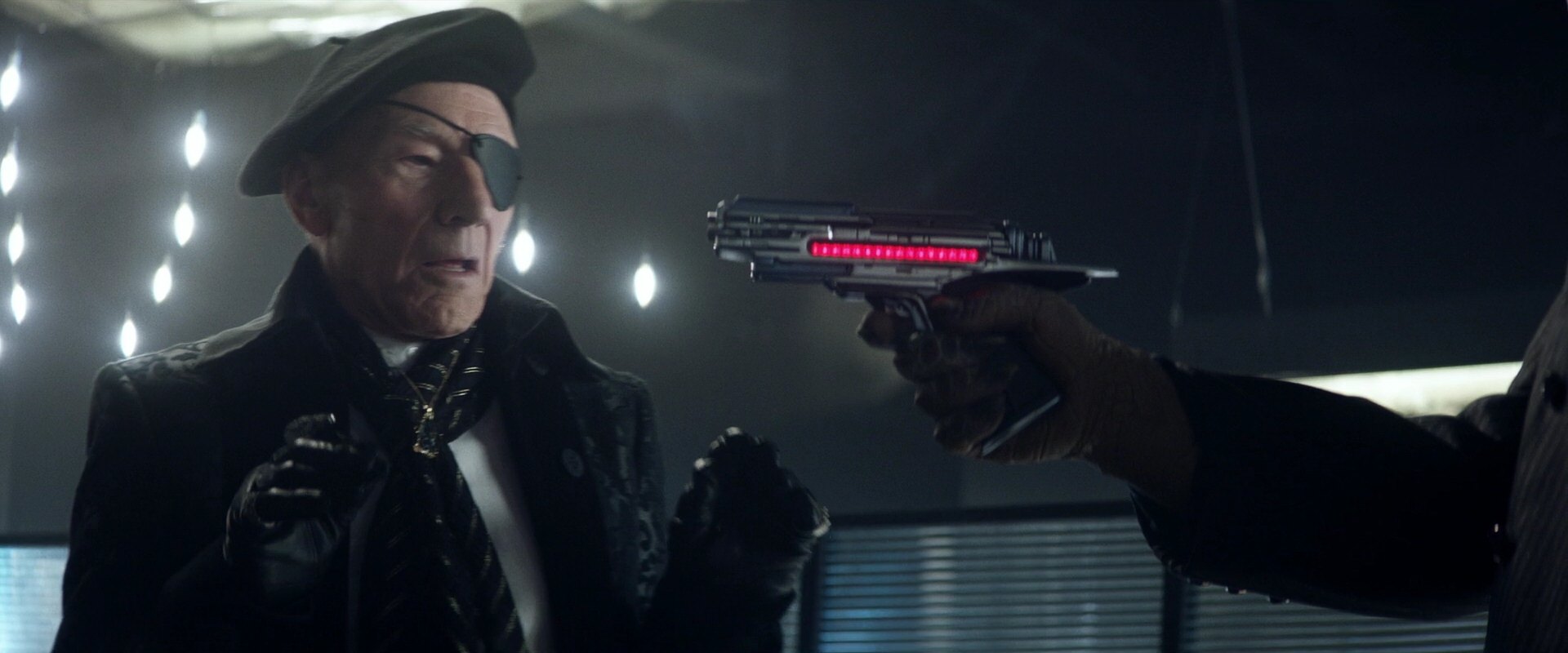 extant_StarTrek_PIC_1x05-StardustCityRag_3196.jpg