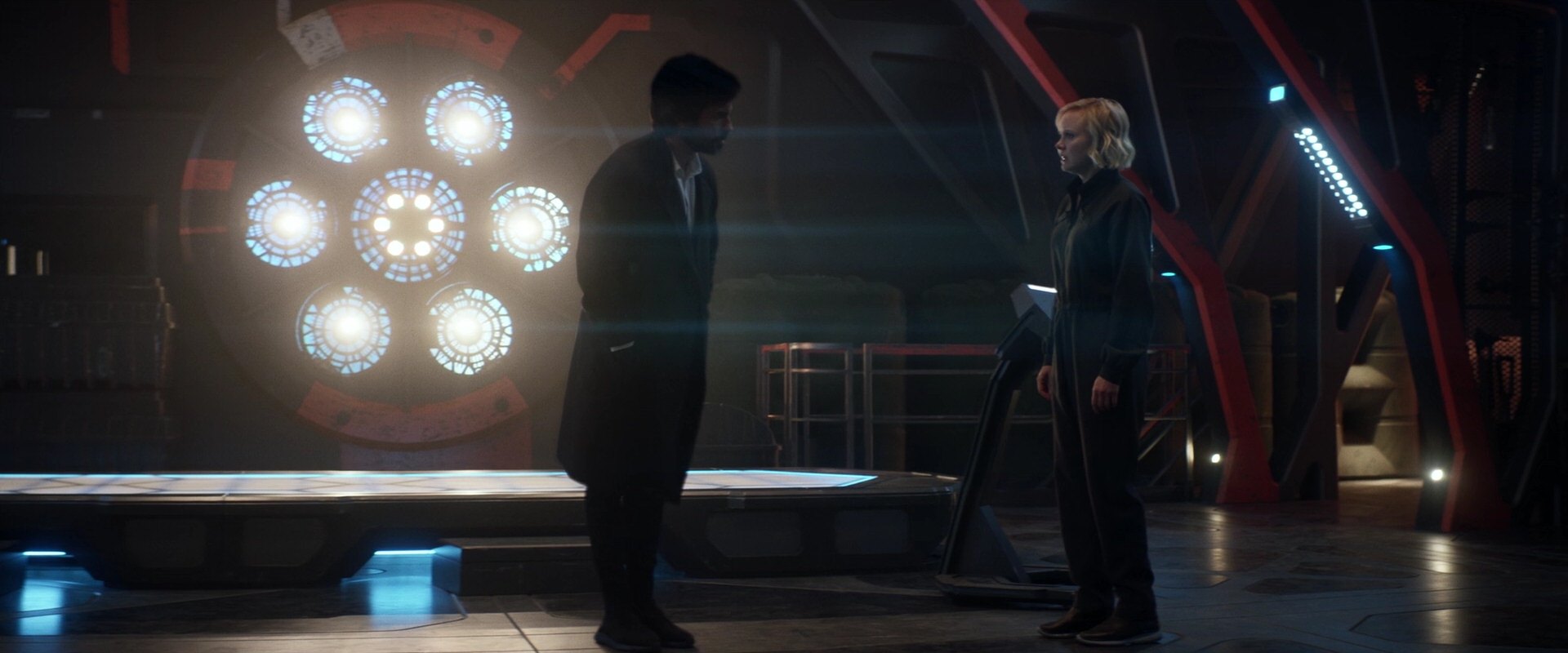extant_StarTrek_PIC_1x05-StardustCityRag_3267.jpg