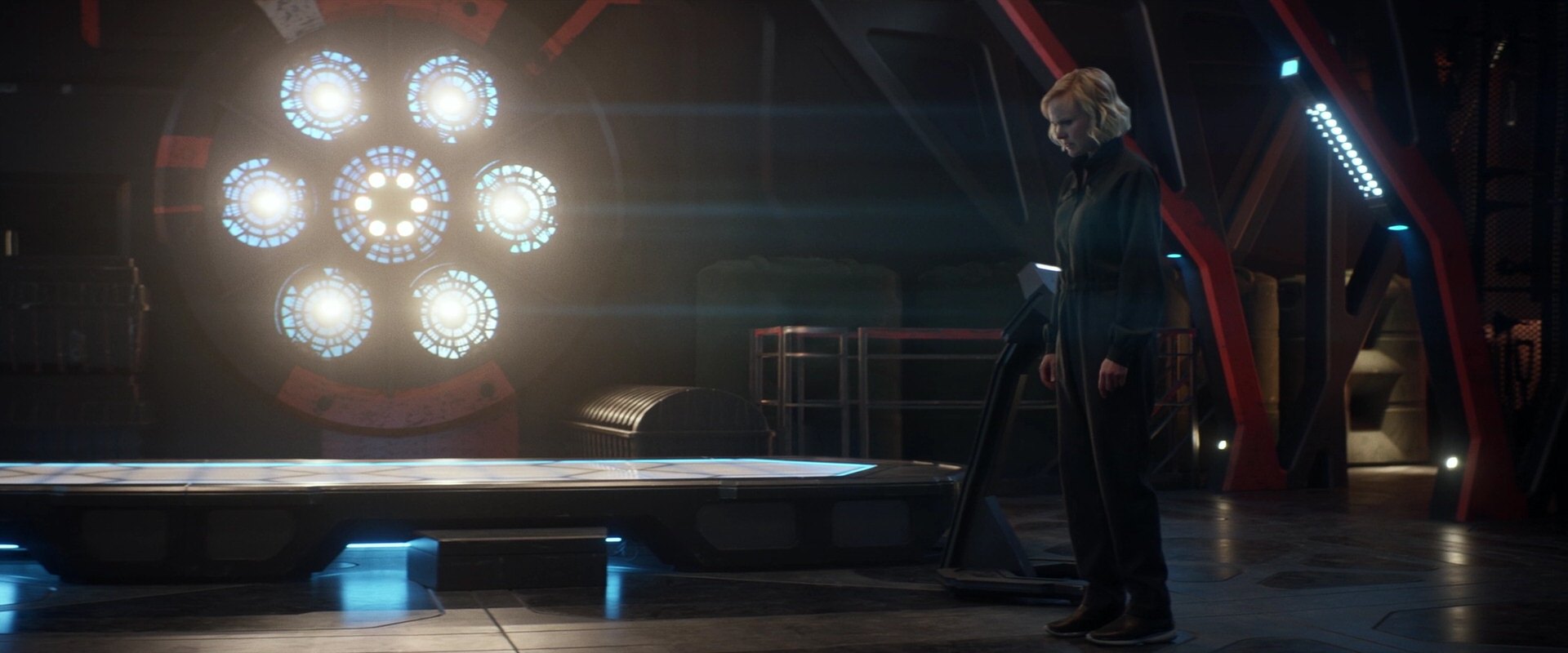 extant_StarTrek_PIC_1x05-StardustCityRag_3273.jpg