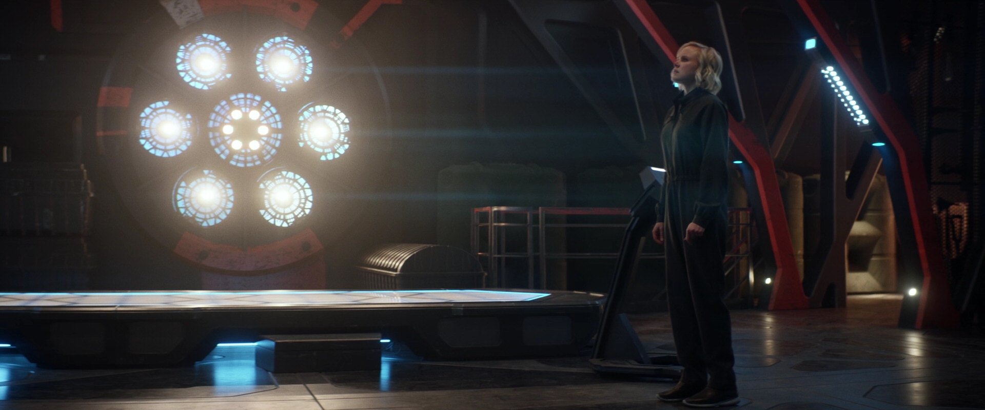 extant_StarTrek_PIC_1x05-StardustCityRag_3276.jpg