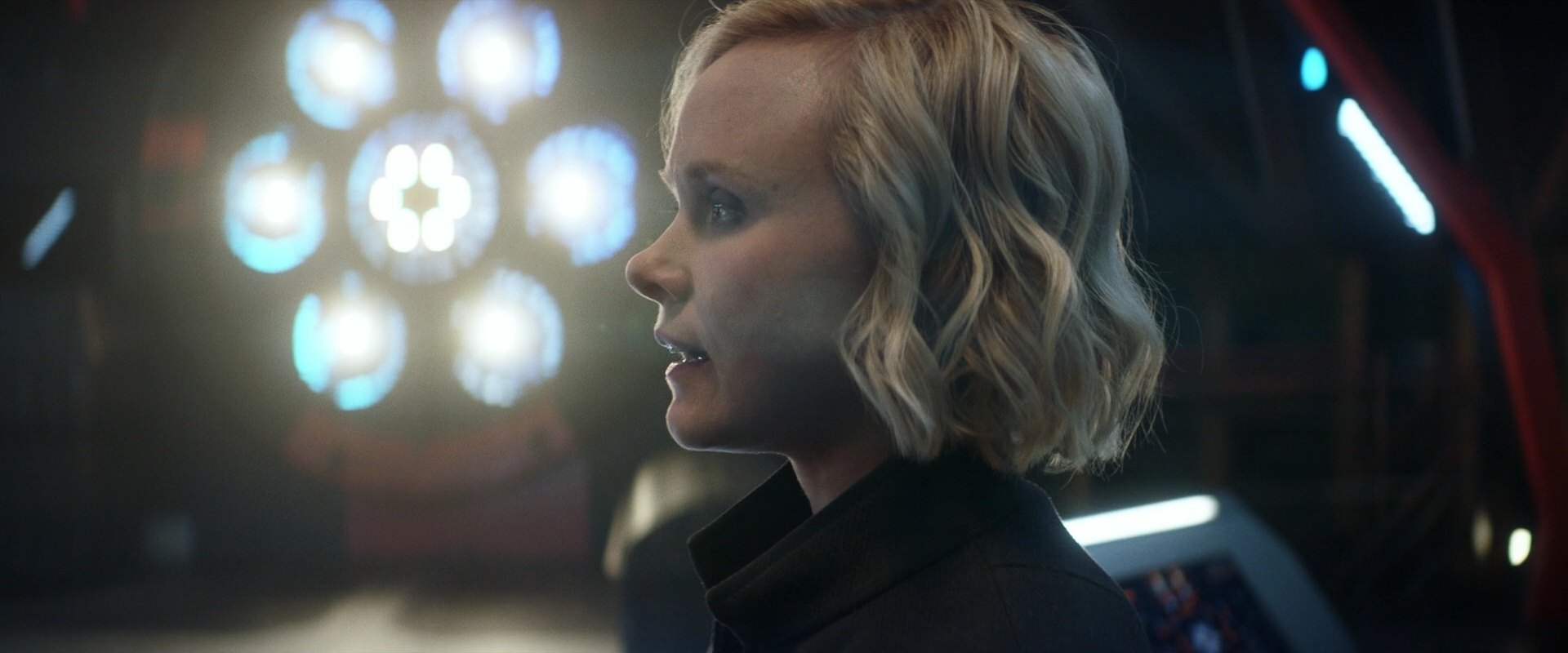 extant_StarTrek_PIC_1x05-StardustCityRag_3278.jpg
