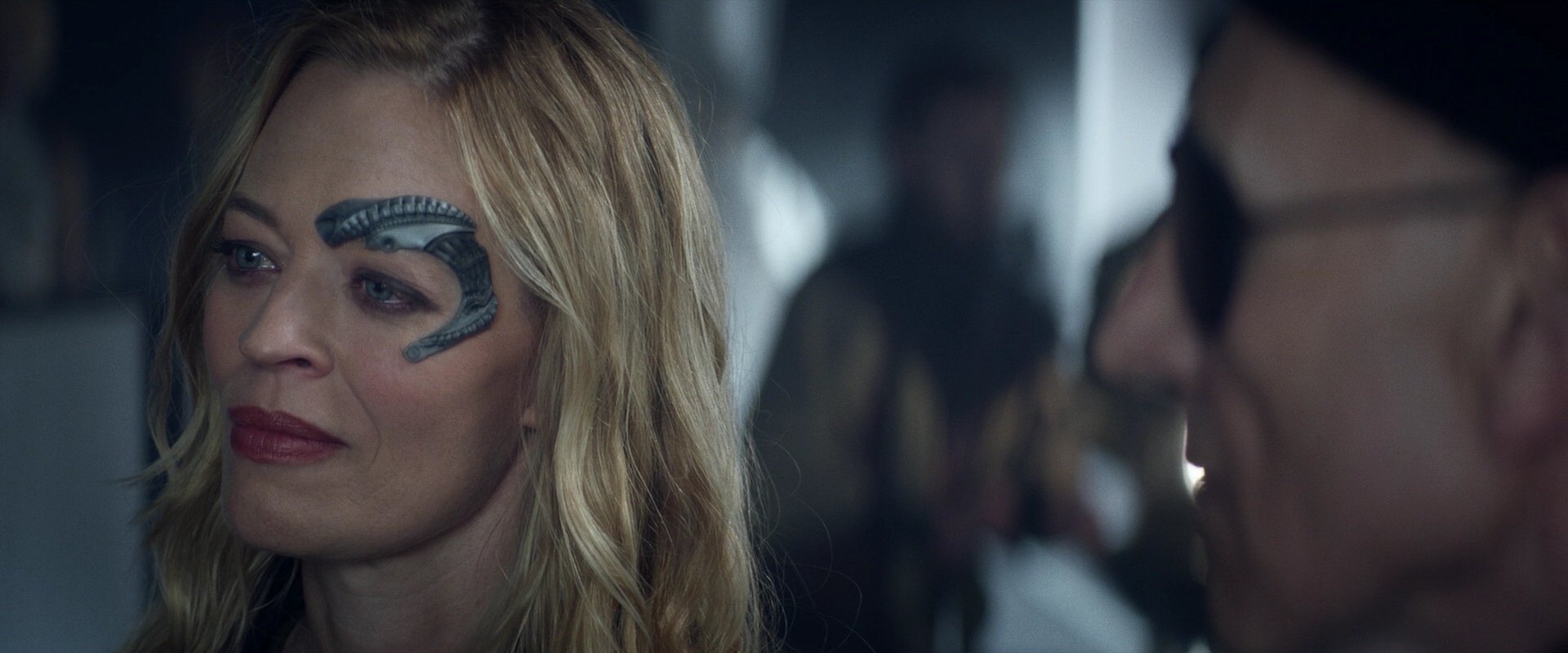extant_StarTrek_PIC_1x05-StardustCityRag_3339.jpg