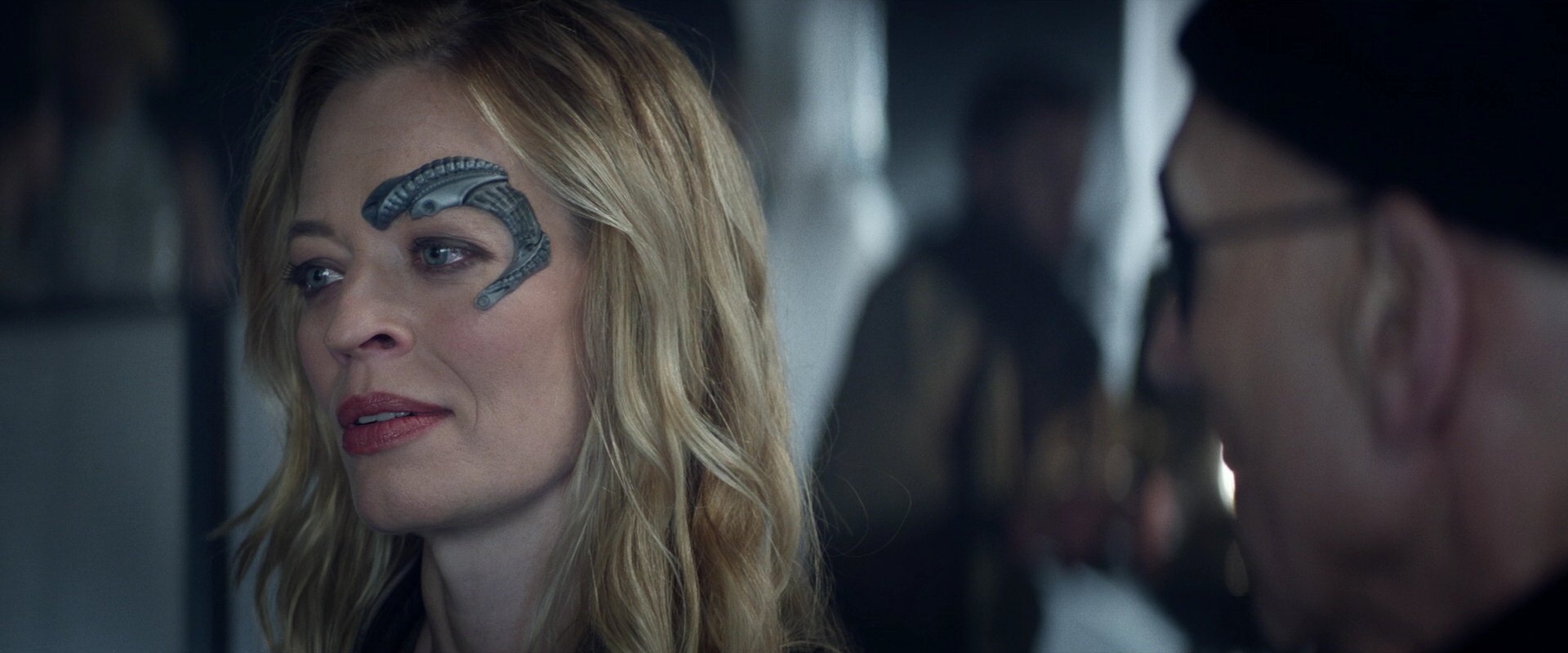 extant_StarTrek_PIC_1x05-StardustCityRag_3368.jpg