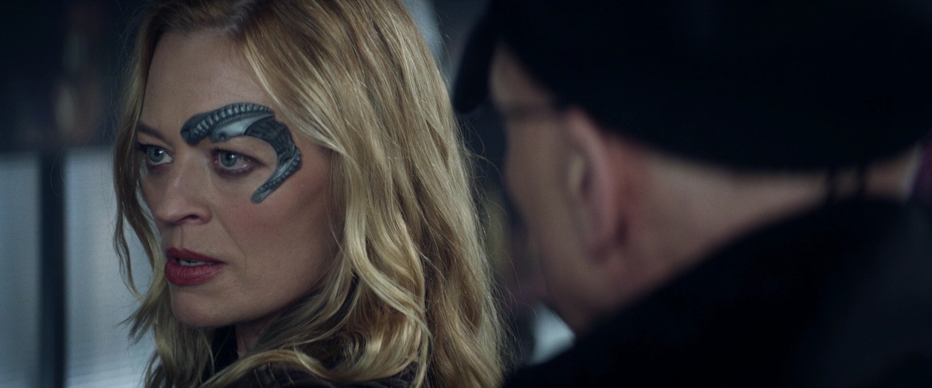 extant_StarTrek_PIC_1x05-StardustCityRag_3451.jpg