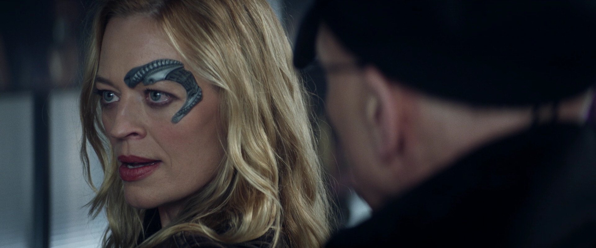 extant_StarTrek_PIC_1x05-StardustCityRag_3453.jpg