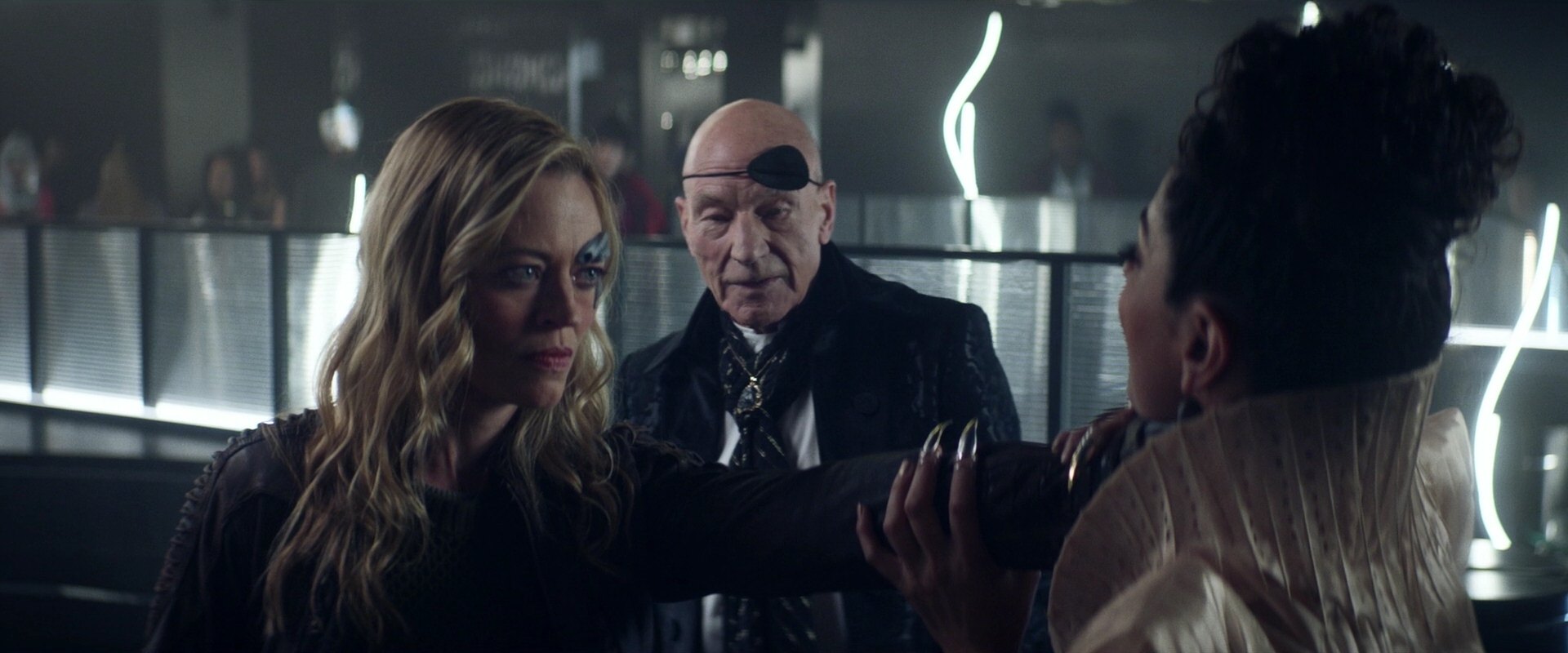 extant_StarTrek_PIC_1x05-StardustCityRag_3516.jpg