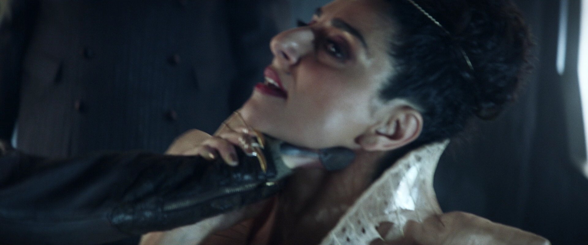 extant_StarTrek_PIC_1x05-StardustCityRag_3545.jpg