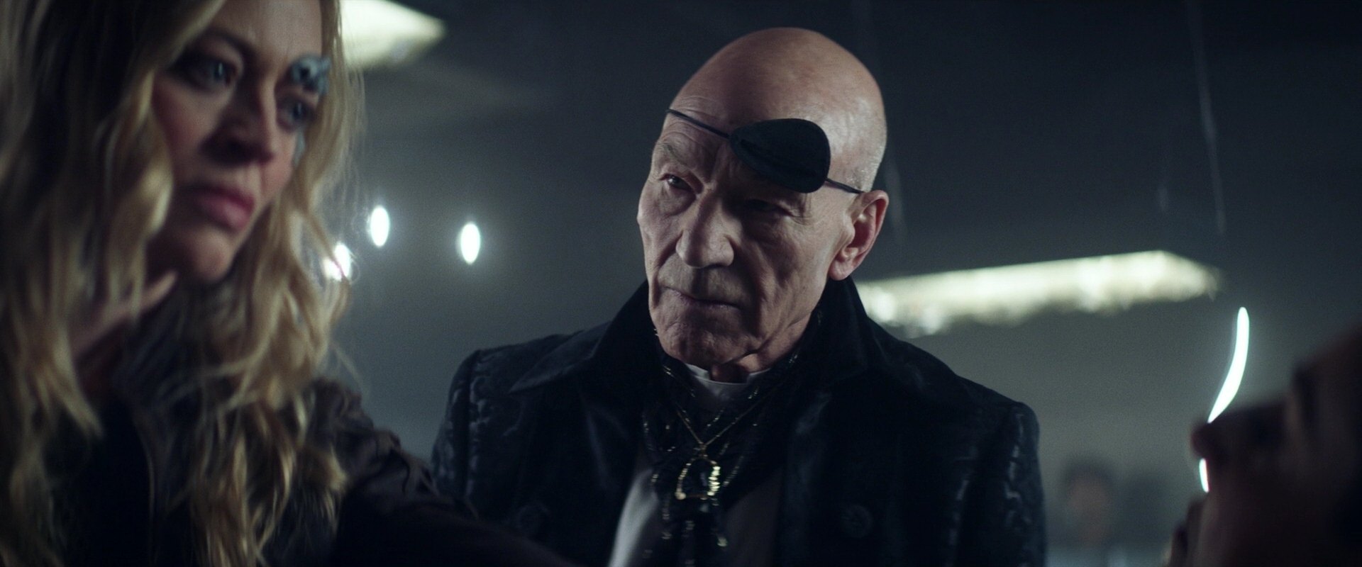 extant_StarTrek_PIC_1x05-StardustCityRag_3558.jpg