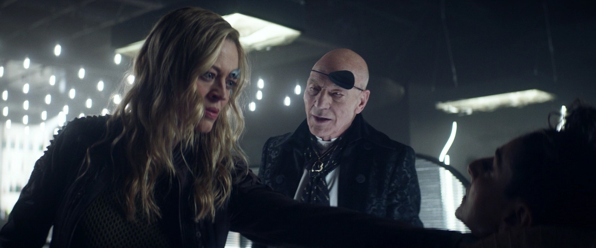 extant_StarTrek_PIC_1x05-StardustCityRag_3573.jpg