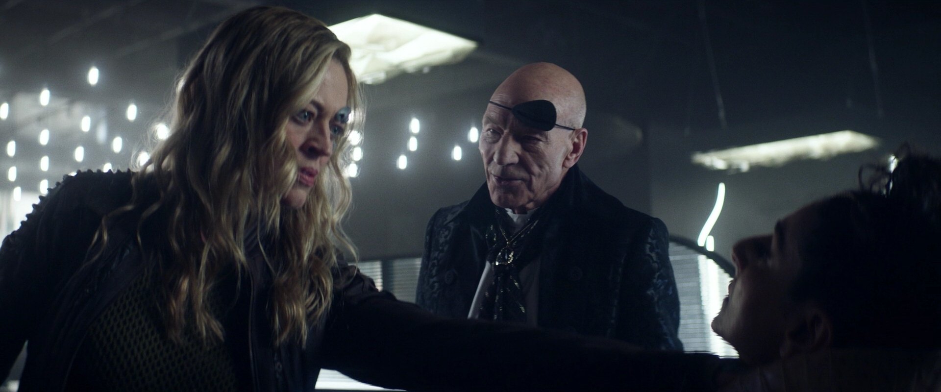 extant_StarTrek_PIC_1x05-StardustCityRag_3575.jpg