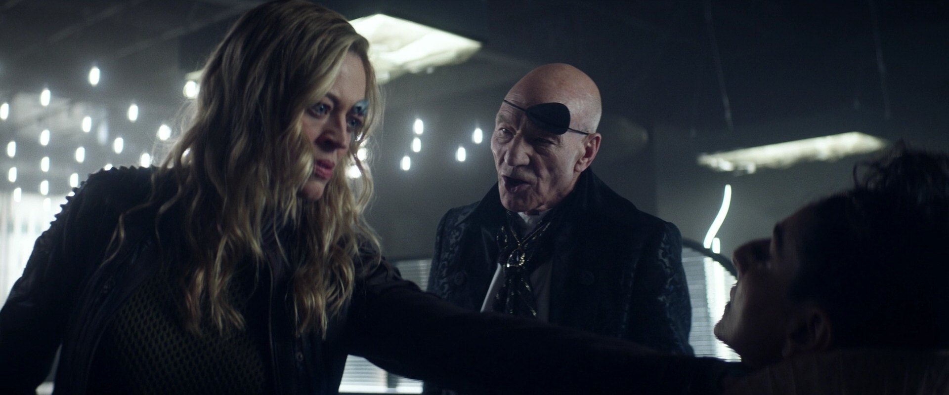 extant_StarTrek_PIC_1x05-StardustCityRag_3576.jpg