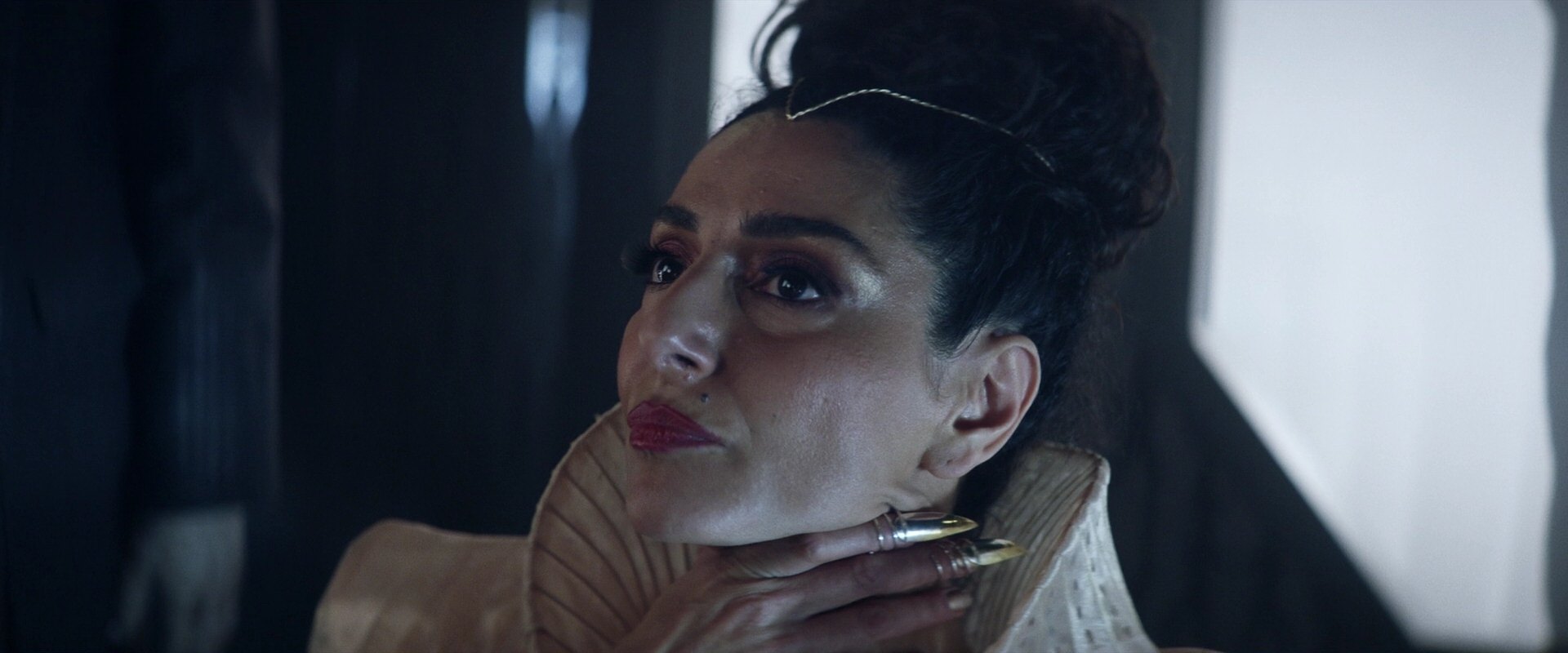 extant_StarTrek_PIC_1x05-StardustCityRag_3597.jpg