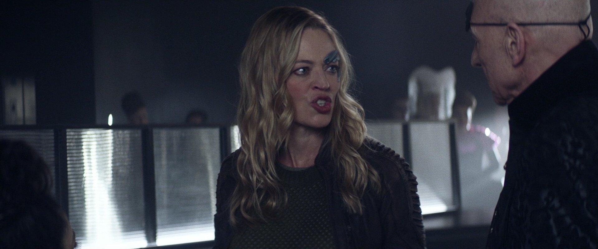 extant_StarTrek_PIC_1x05-StardustCityRag_3608.jpg