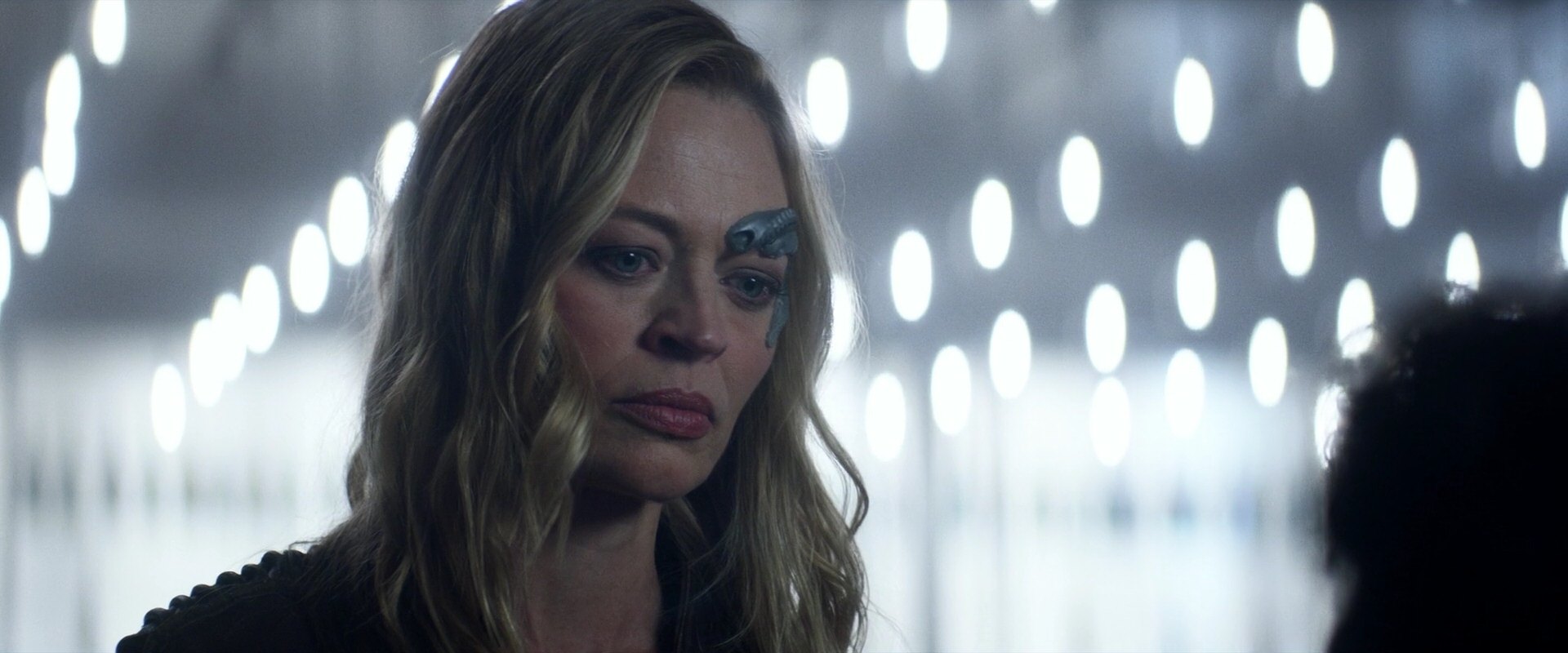 extant_StarTrek_PIC_1x05-StardustCityRag_3649.jpg
