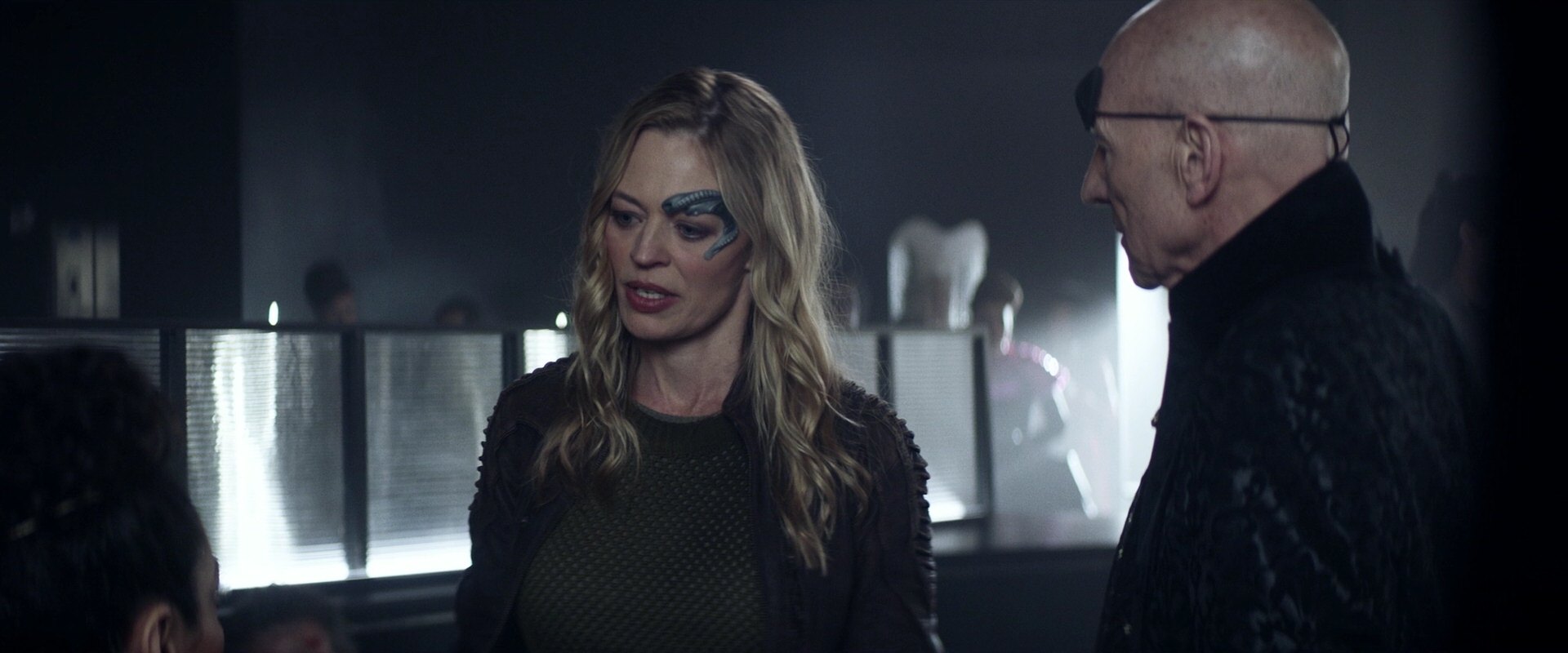 extant_StarTrek_PIC_1x05-StardustCityRag_3656.jpg