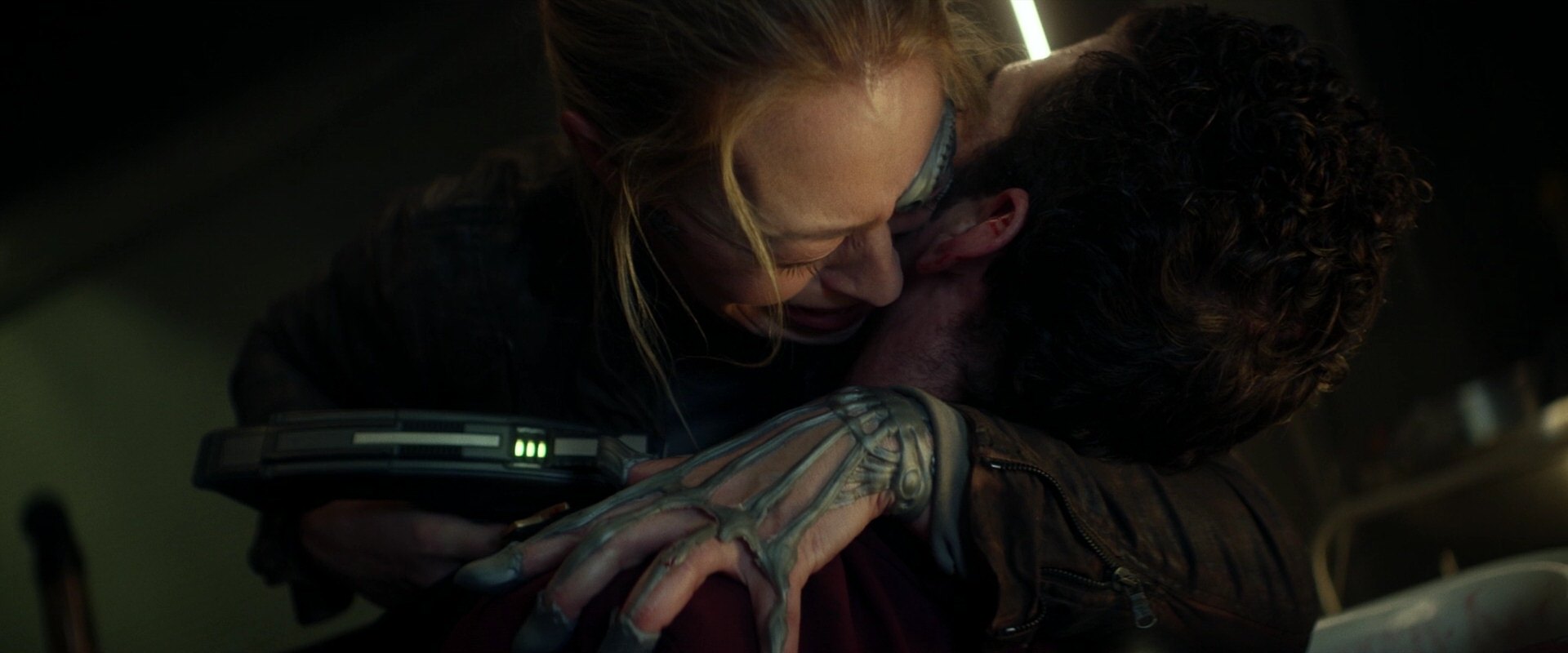 extant_StarTrek_PIC_1x05-StardustCityRag_3701.jpg