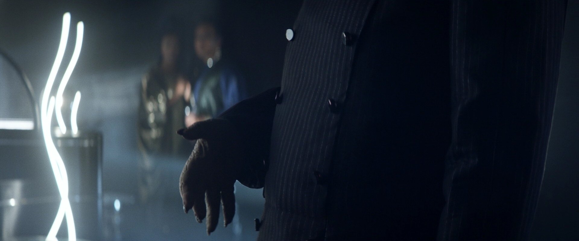 extant_StarTrek_PIC_1x05-StardustCityRag_3741.jpg