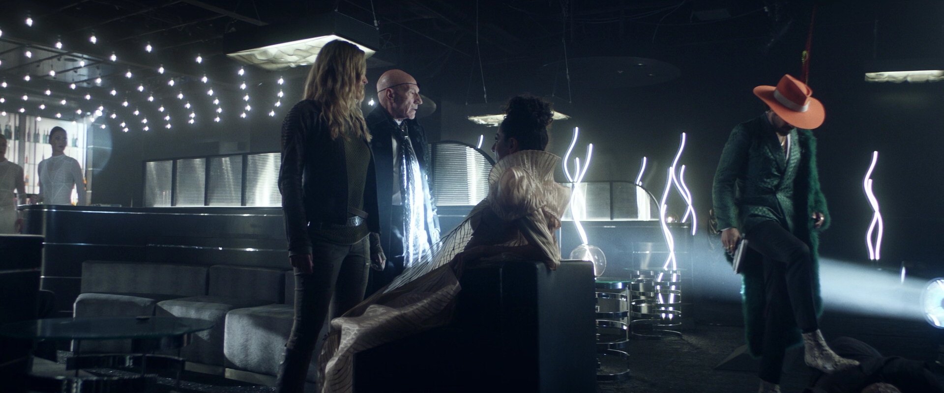 extant_StarTrek_PIC_1x05-StardustCityRag_3759.jpg