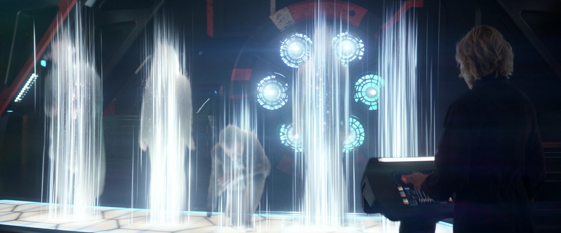 extant_StarTrek_PIC_1x05-StardustCityRag_3855.jpg