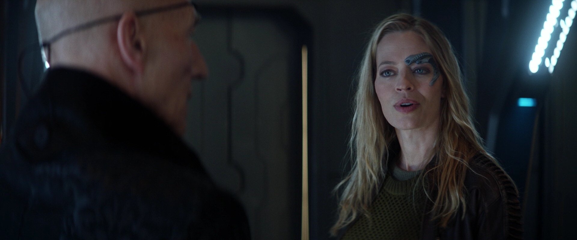 extant_StarTrek_PIC_1x05-StardustCityRag_3929.jpg