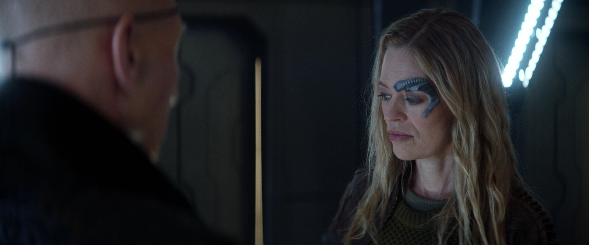 extant_StarTrek_PIC_1x05-StardustCityRag_3941.jpg