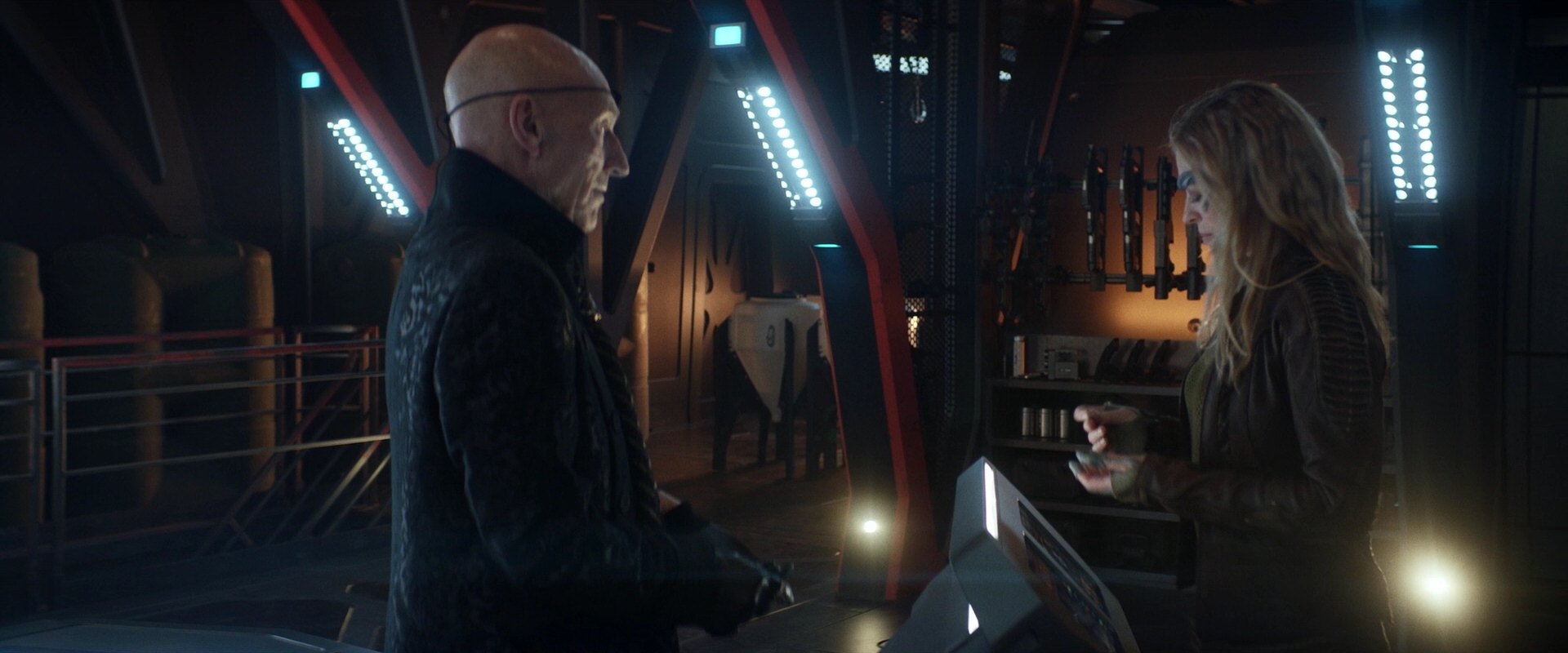 extant_StarTrek_PIC_1x05-StardustCityRag_3942.jpg