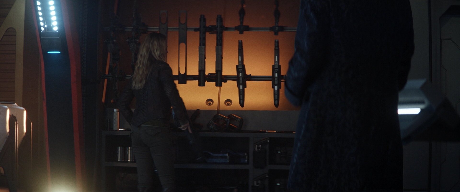 extant_StarTrek_PIC_1x05-StardustCityRag_3969.jpg