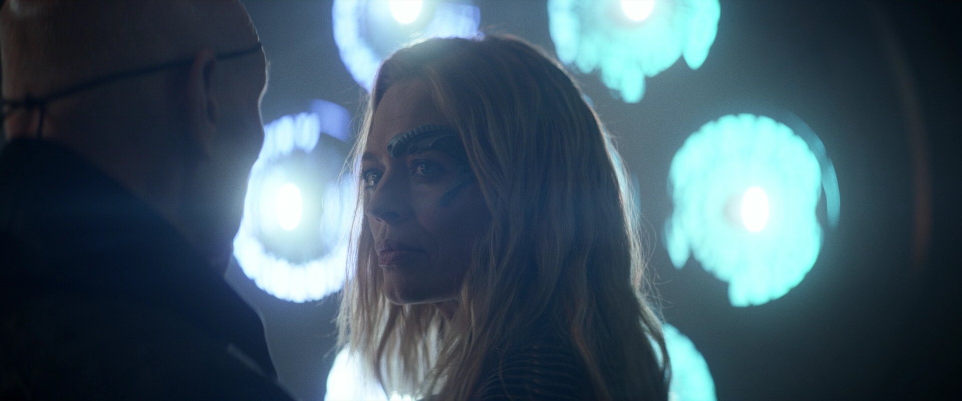 extant_StarTrek_PIC_1x05-StardustCityRag_4026.jpg