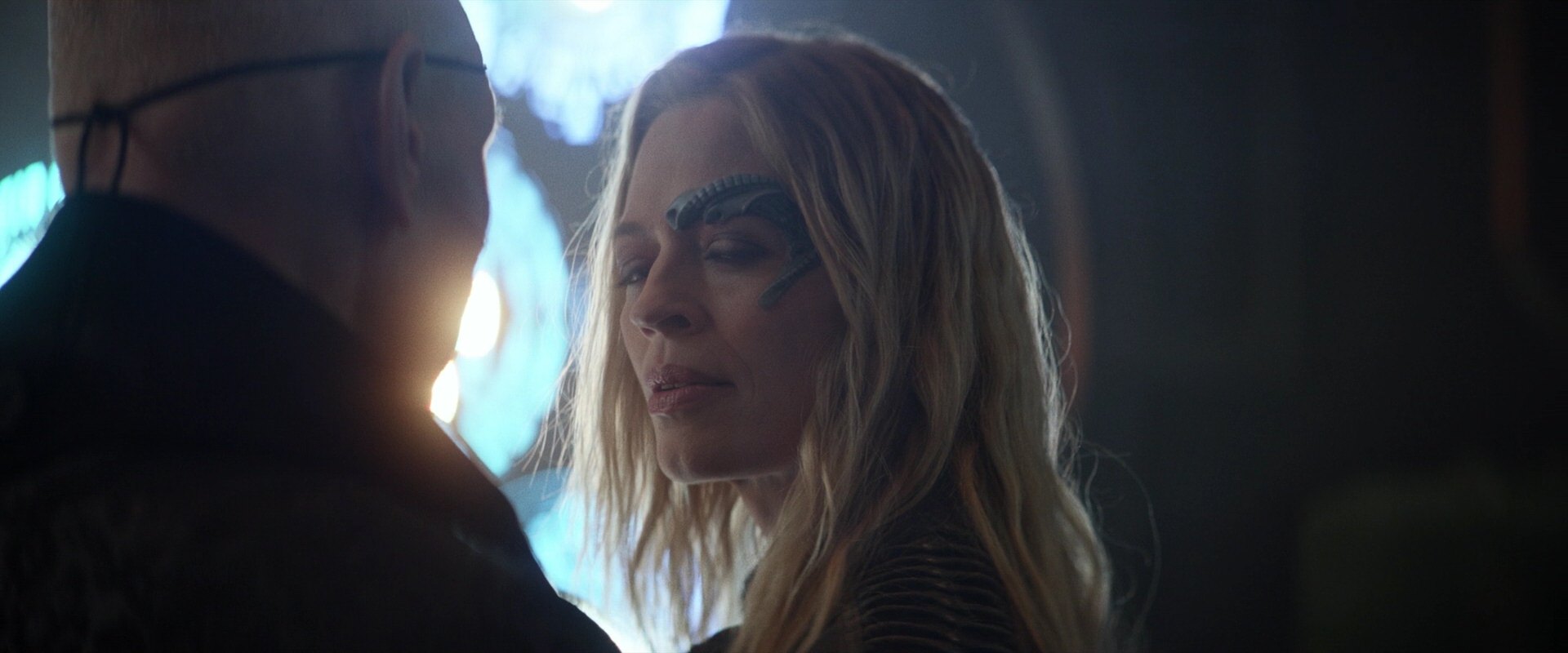 extant_StarTrek_PIC_1x05-StardustCityRag_4043.jpg