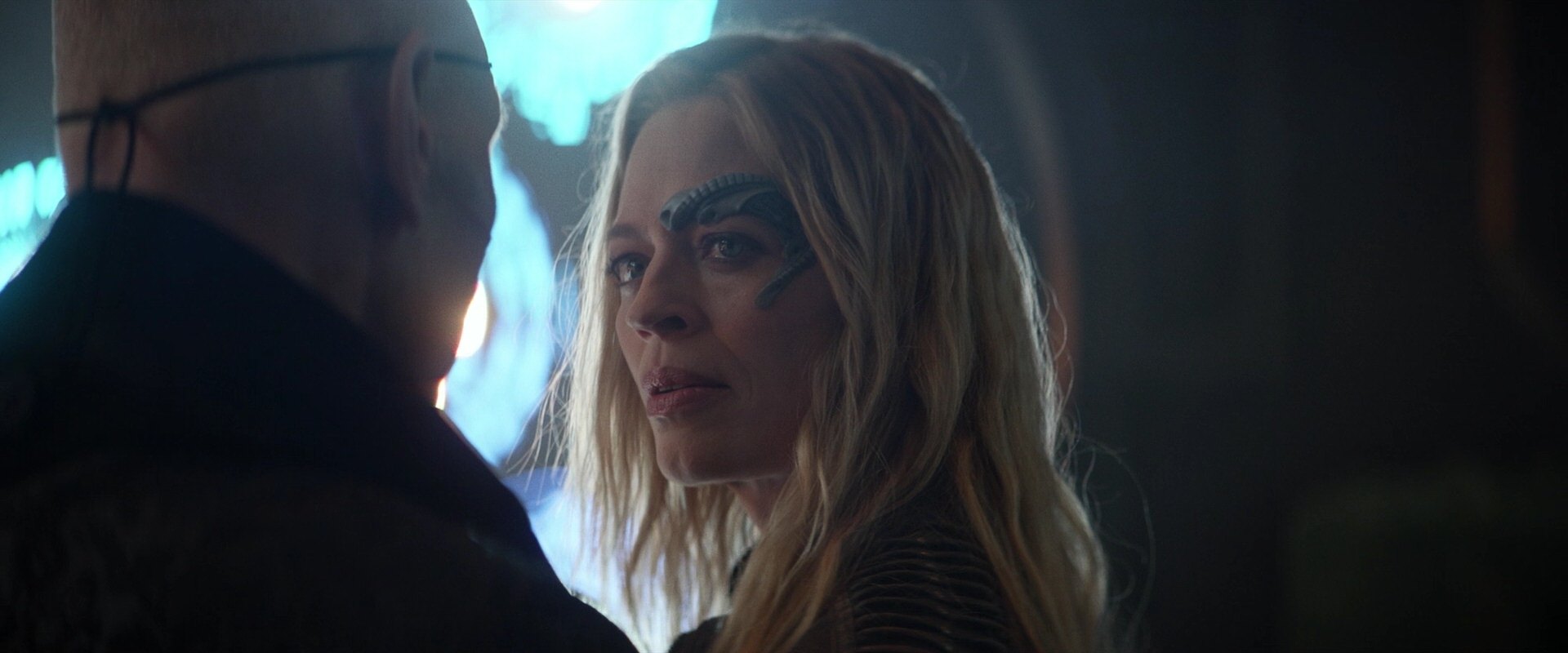 extant_StarTrek_PIC_1x05-StardustCityRag_4044.jpg