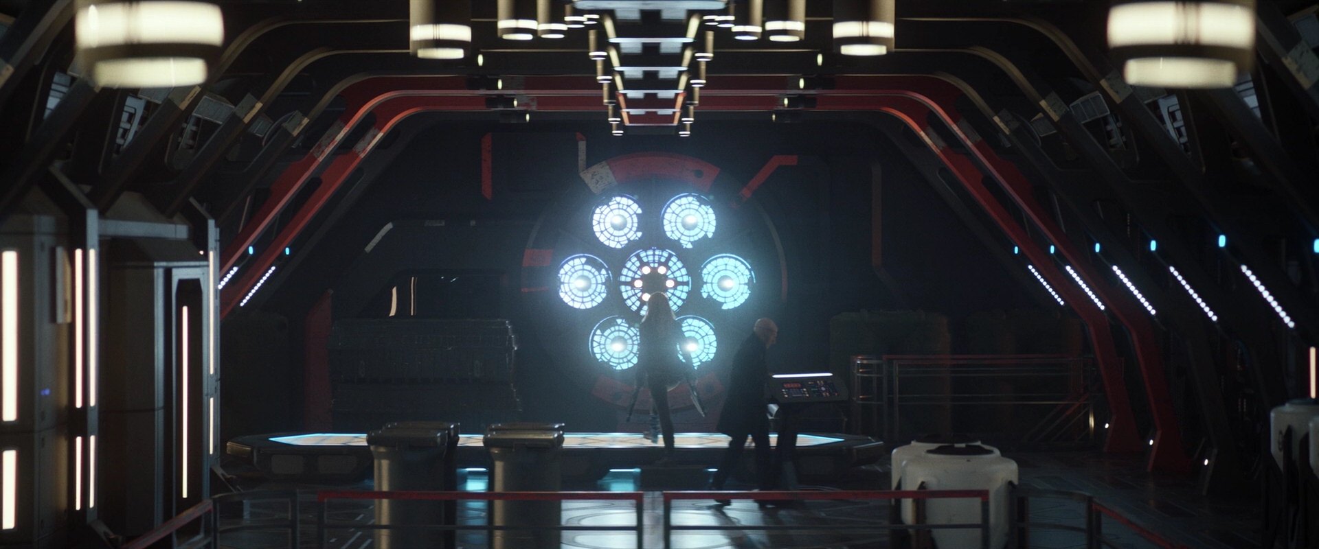 extant_StarTrek_PIC_1x05-StardustCityRag_4051.jpg