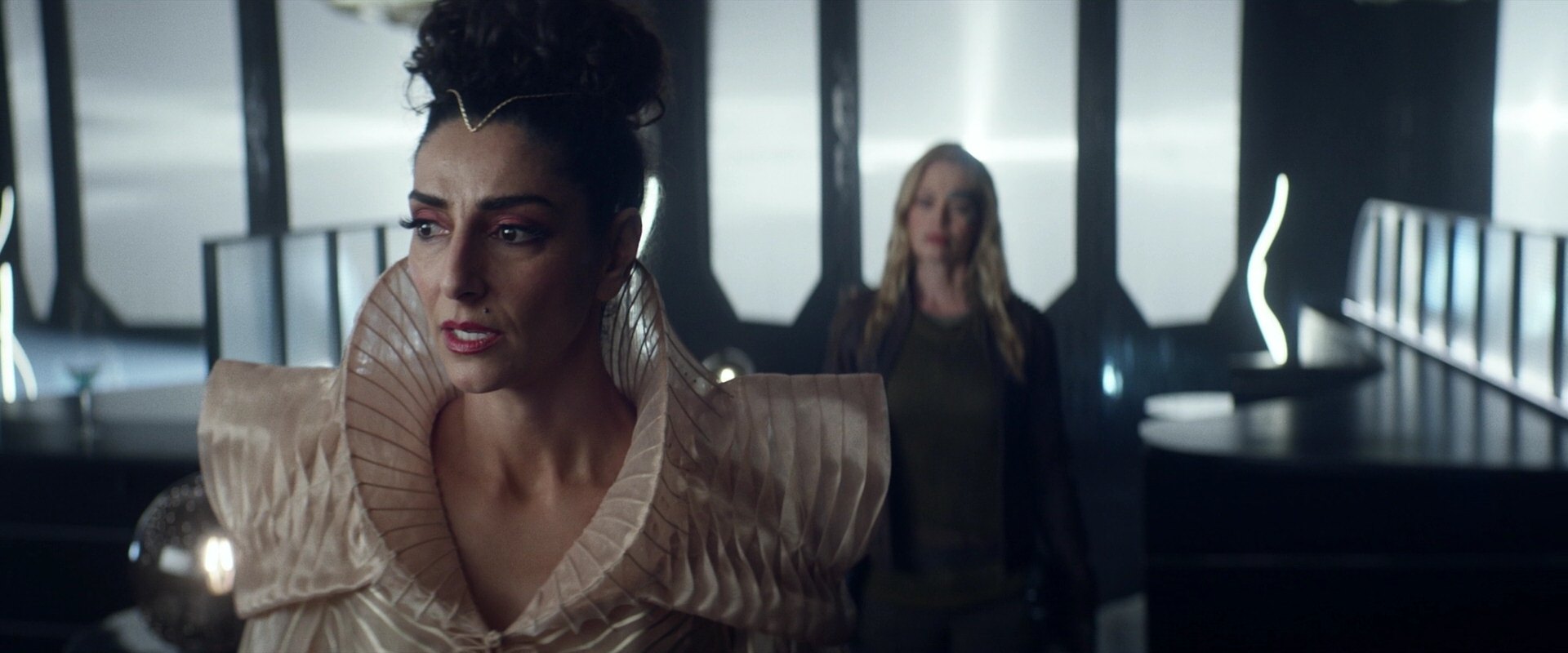 extant_StarTrek_PIC_1x05-StardustCityRag_4123.jpg