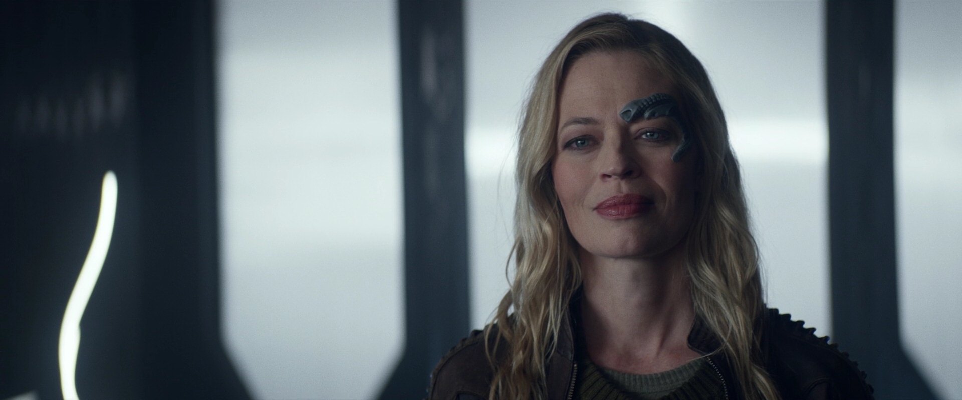 extant_StarTrek_PIC_1x05-StardustCityRag_4145.jpg