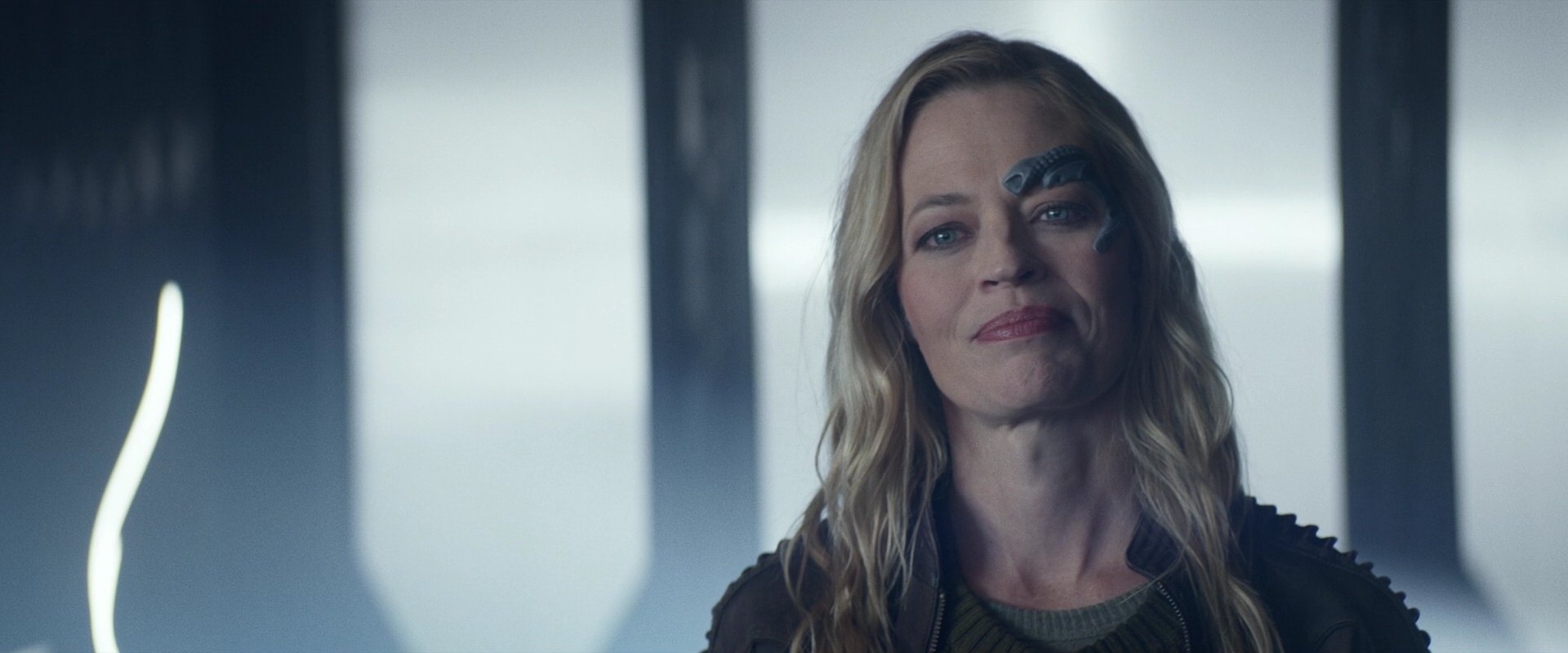 extant_StarTrek_PIC_1x05-StardustCityRag_4152.jpg