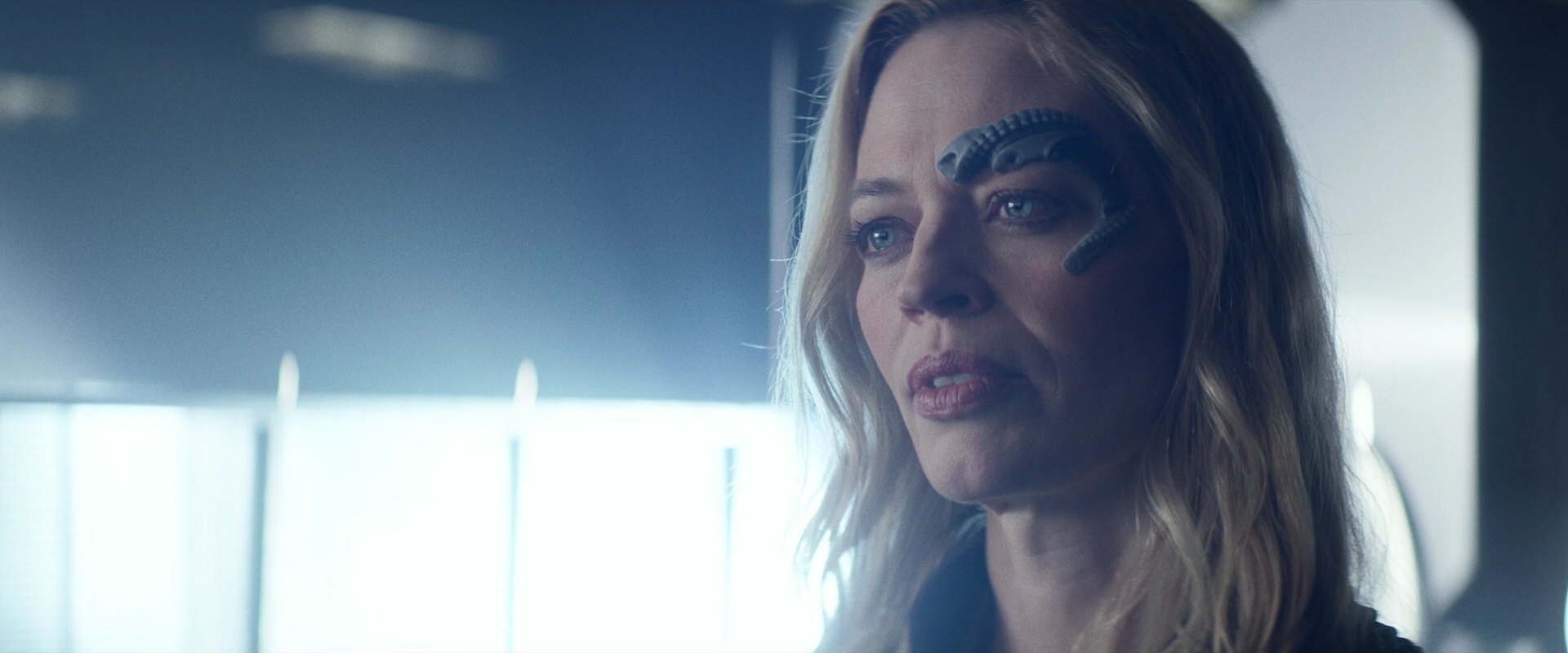 extant_StarTrek_PIC_1x05-StardustCityRag_4162.jpg