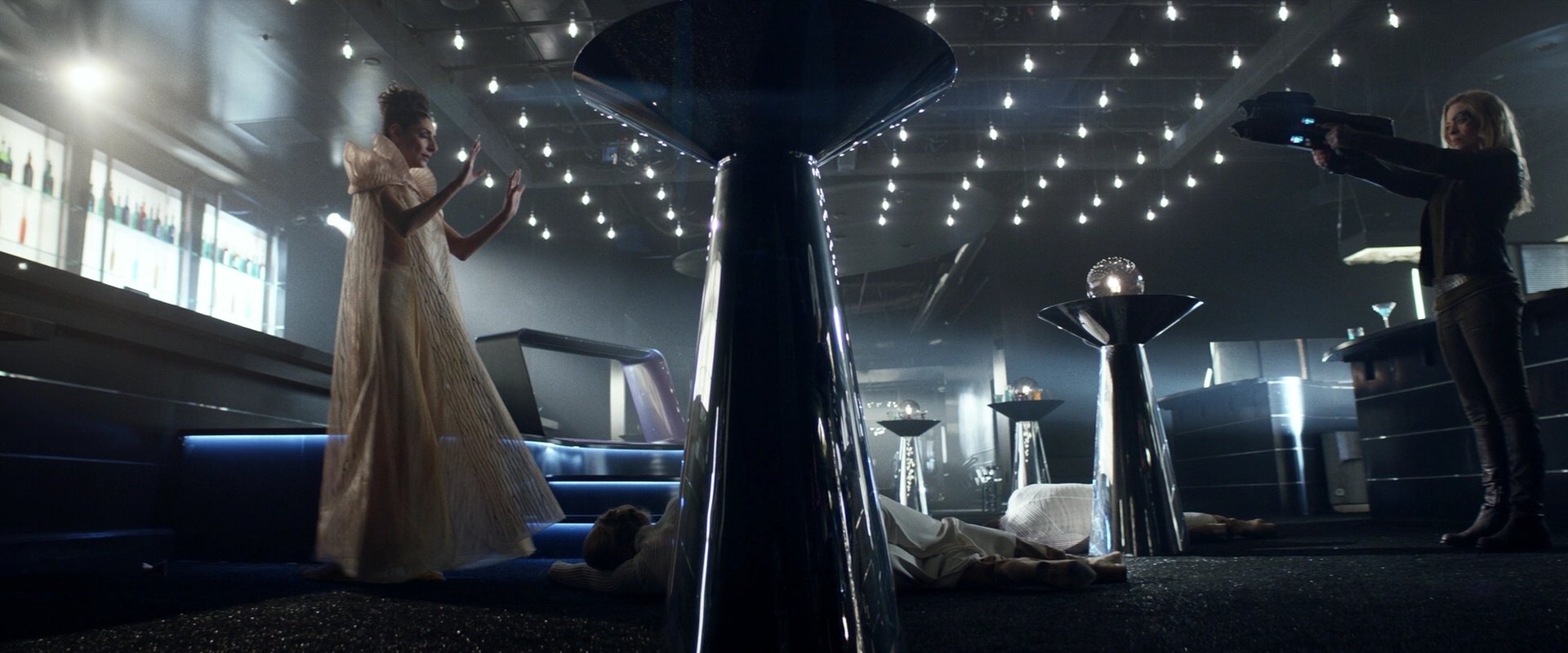 extant_StarTrek_PIC_1x05-StardustCityRag_4196.jpg