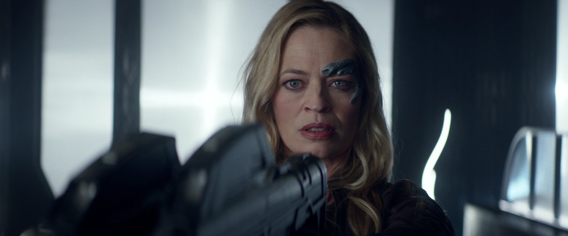 extant_StarTrek_PIC_1x05-StardustCityRag_4208.jpg