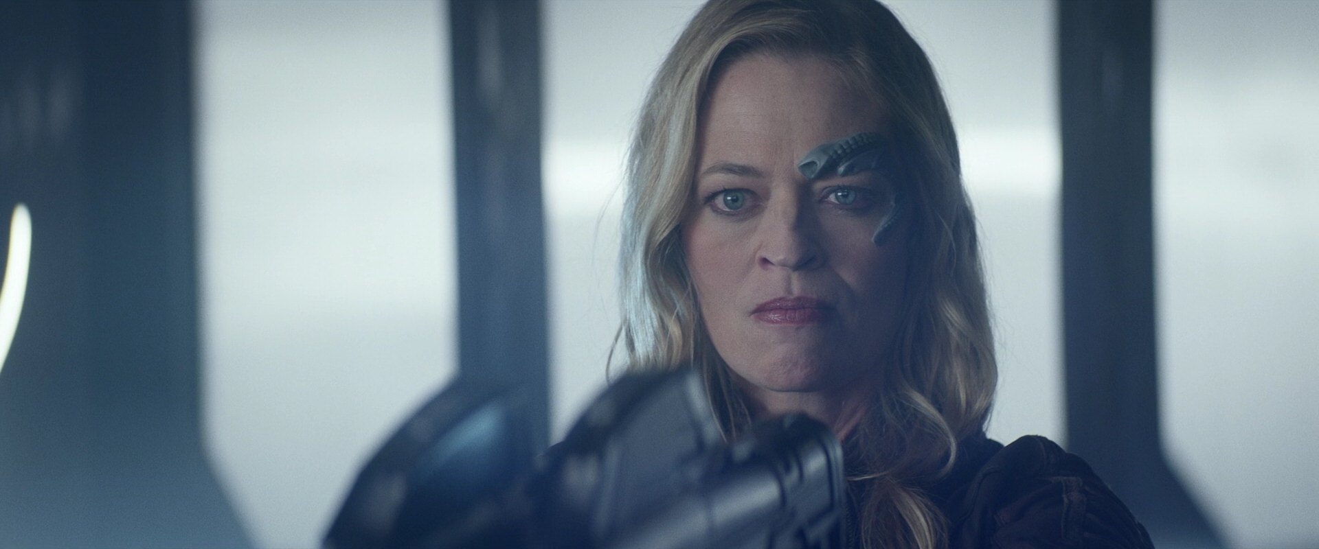 extant_StarTrek_PIC_1x05-StardustCityRag_4216.jpg