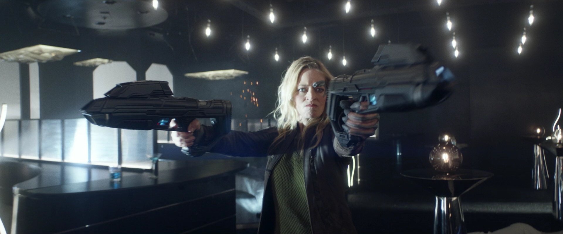 extant_StarTrek_PIC_1x05-StardustCityRag_4227.jpg