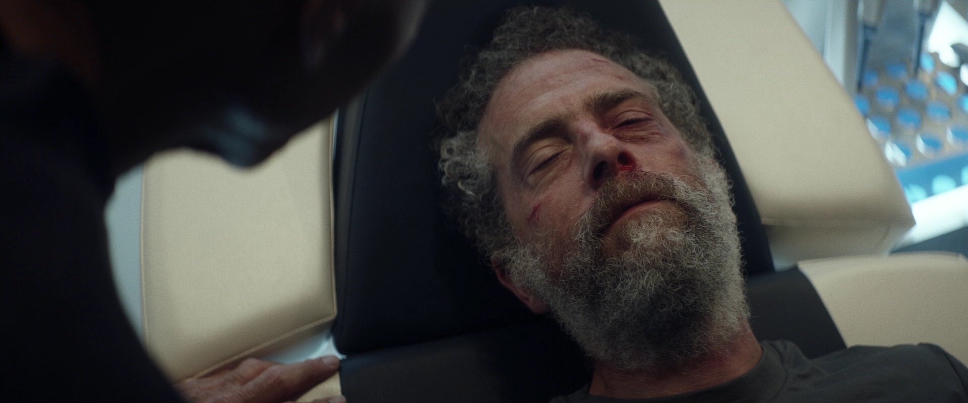 extant_StarTrek_PIC_1x05-StardustCityRag_4269.jpg