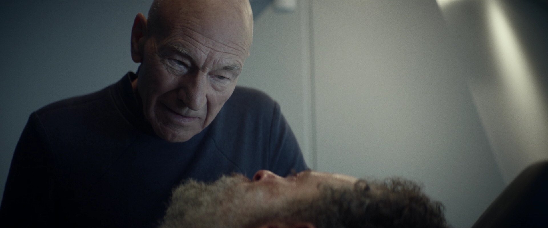 extant_StarTrek_PIC_1x05-StardustCityRag_4284.jpg