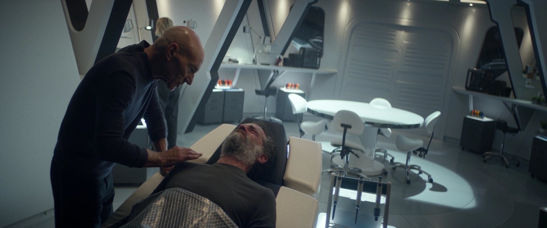 extant_StarTrek_PIC_1x05-StardustCityRag_4341.jpg