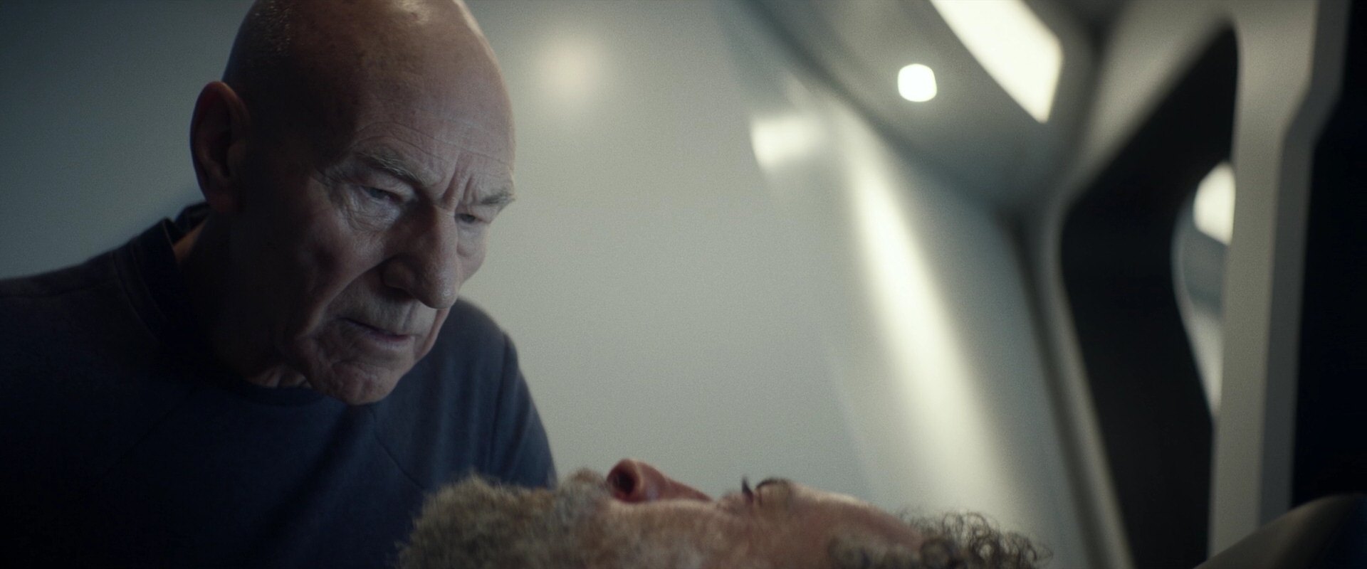 extant_StarTrek_PIC_1x05-StardustCityRag_4390.jpg