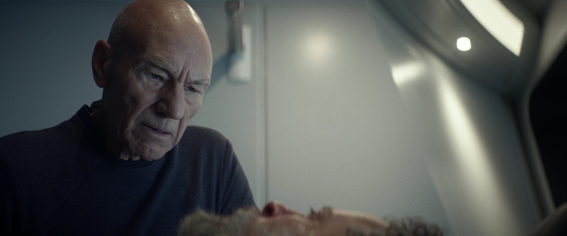 extant_StarTrek_PIC_1x05-StardustCityRag_4406.jpg