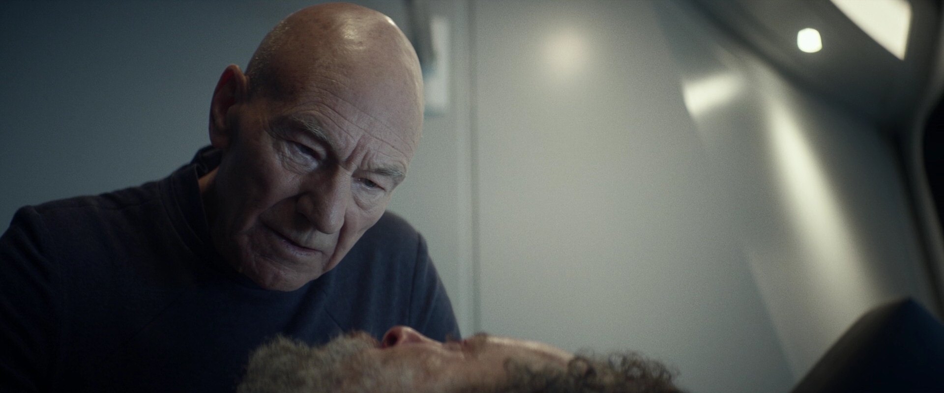 extant_StarTrek_PIC_1x05-StardustCityRag_4425.jpg