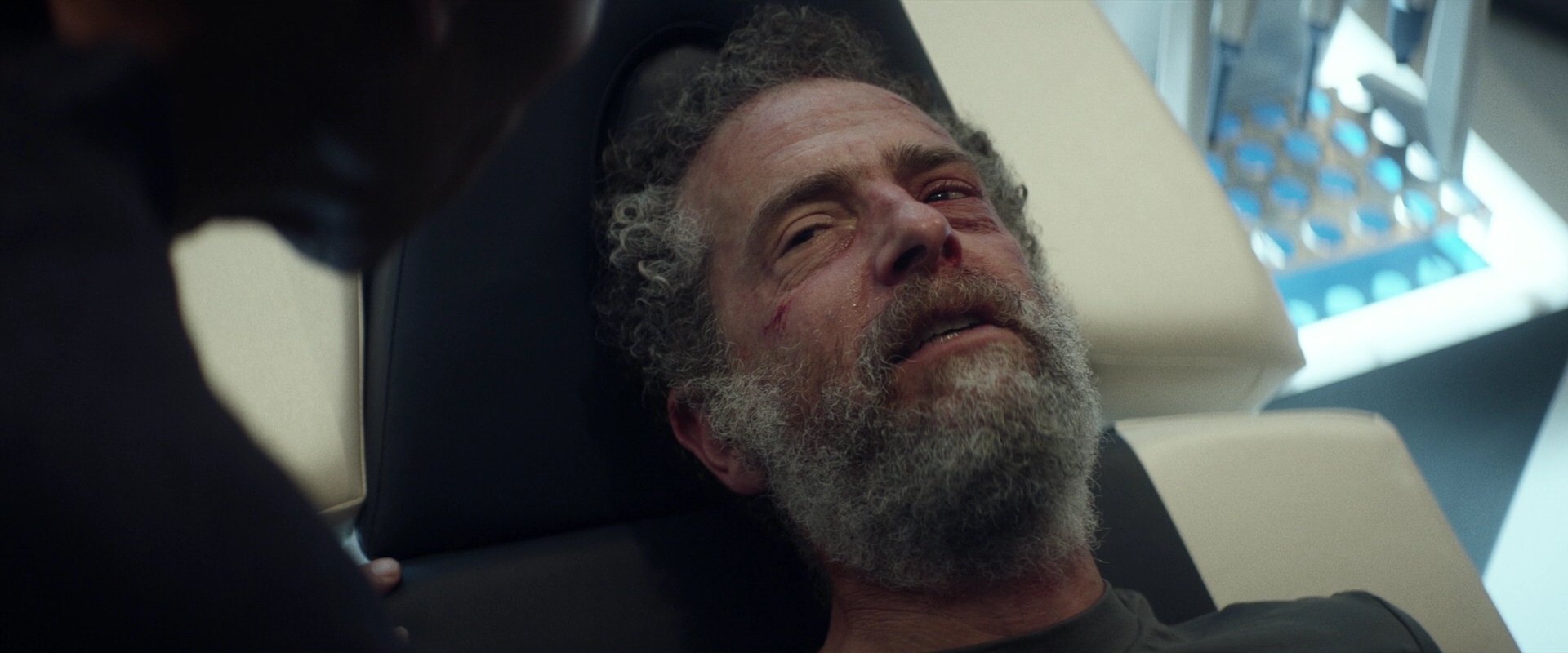 extant_StarTrek_PIC_1x05-StardustCityRag_4460.jpg