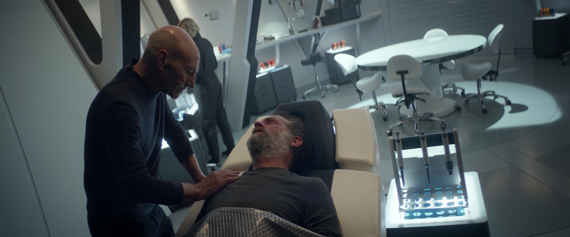 extant_StarTrek_PIC_1x05-StardustCityRag_4480.jpg