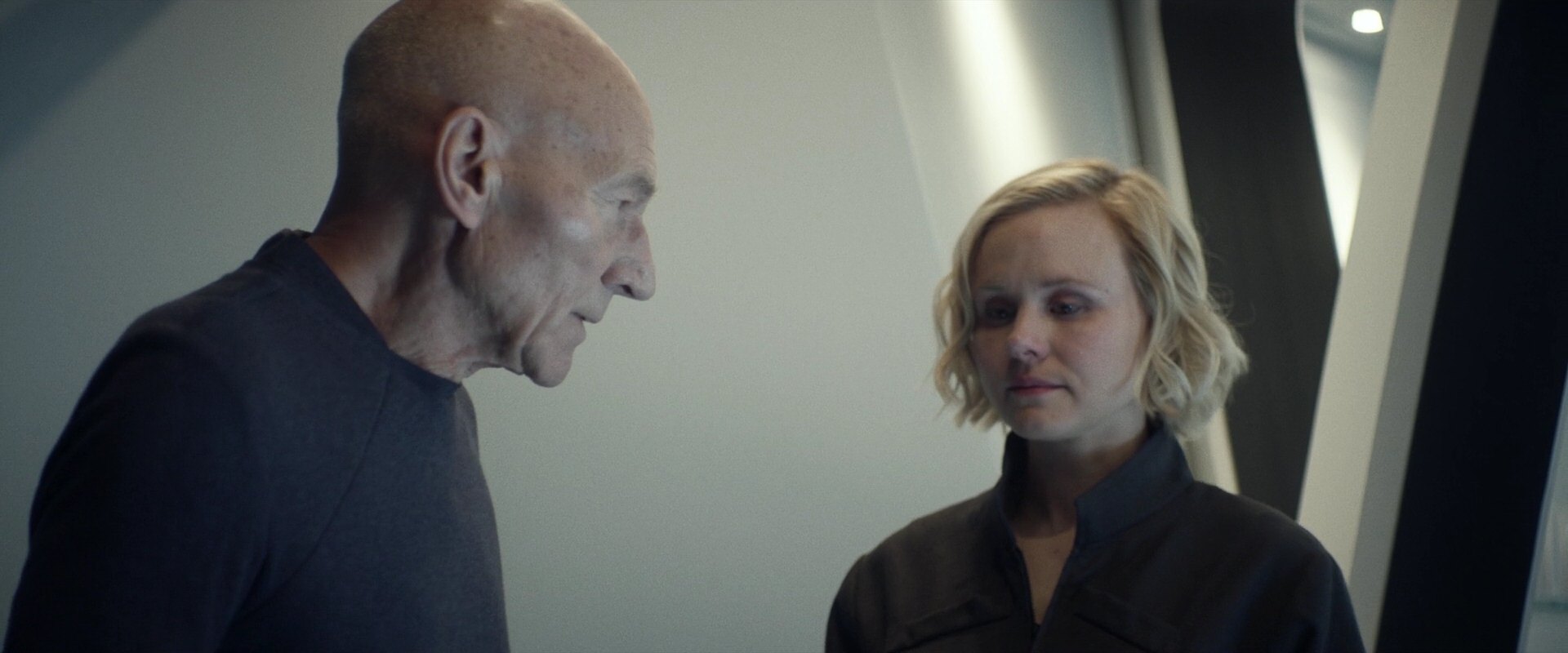 extant_StarTrek_PIC_1x05-StardustCityRag_4503.jpg