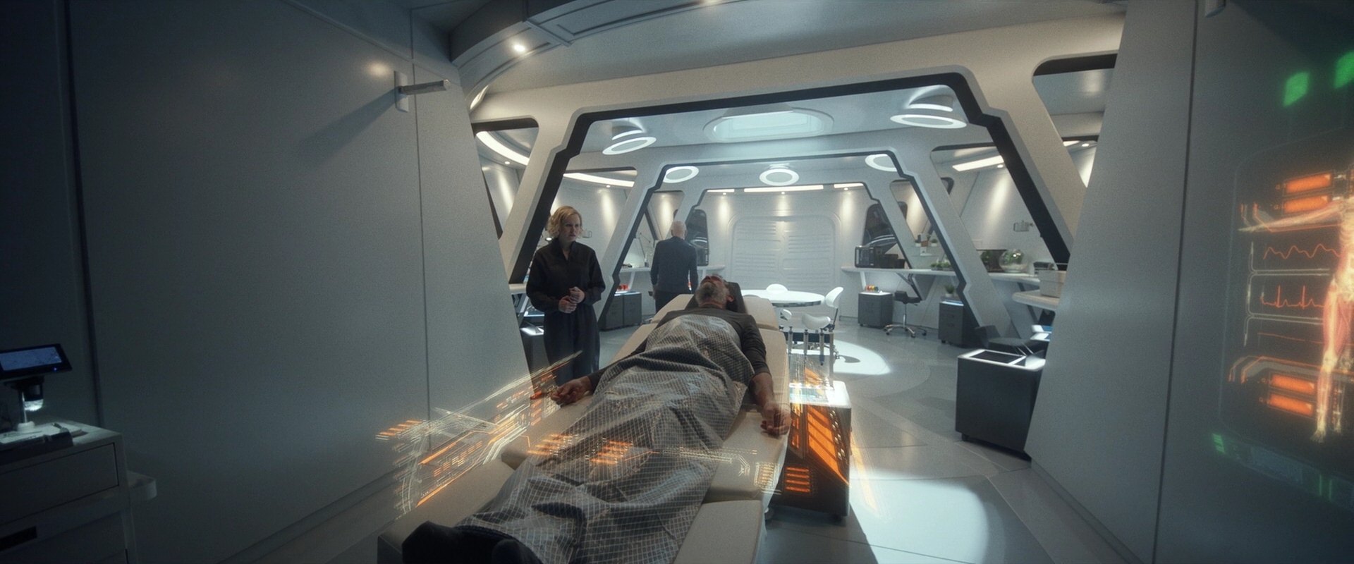 extant_StarTrek_PIC_1x05-StardustCityRag_4510.jpg