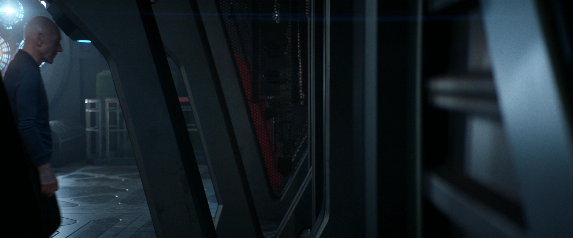 extant_StarTrek_PIC_1x05-StardustCityRag_4561.jpg